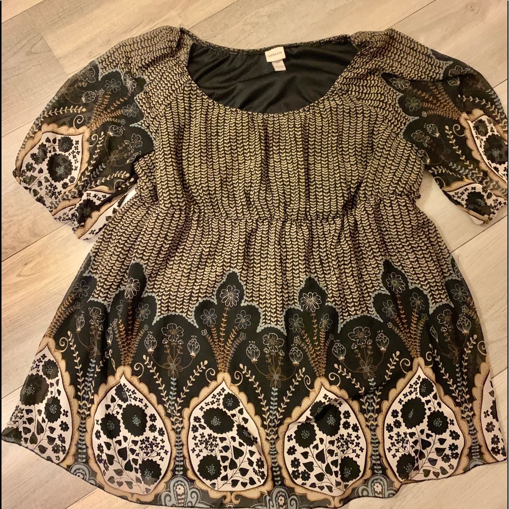 Gorgeous top 14/16XL Brown and Taupe floral